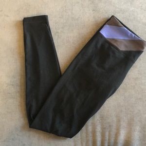 Under Armour Contrast Banded Legging